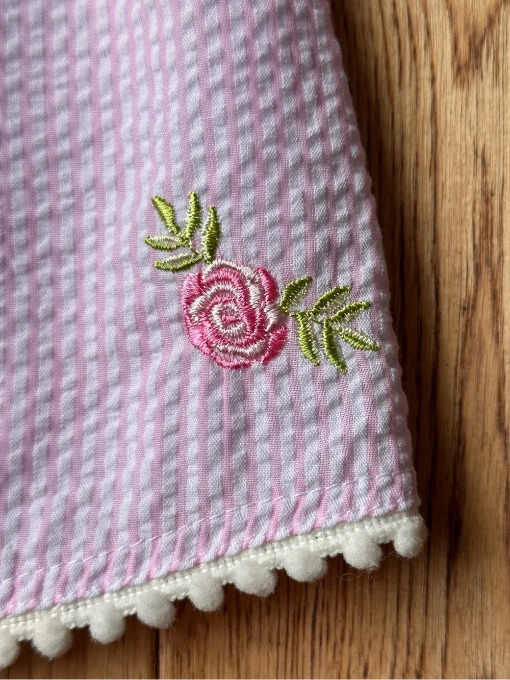 Rare Editions Pink Embroidered Seersucker Bell Sleeve Dress size 4T